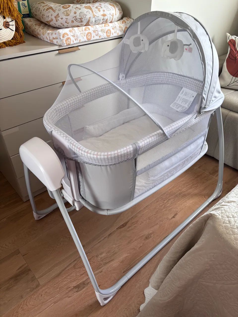 Berço Techno Bluetooth com balanço automático e música - Mastela