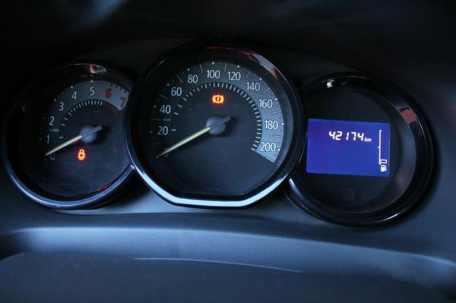 Renault Logan - Foto 5