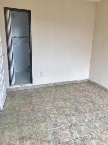 Casa 3/4 grande bastante arejada localização excelente - Foto 17