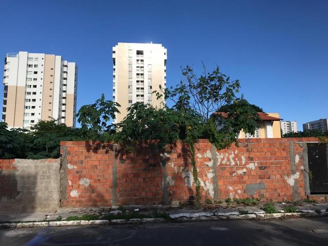 Excelente lote na Atalaia, a 600M da praia com 840M²