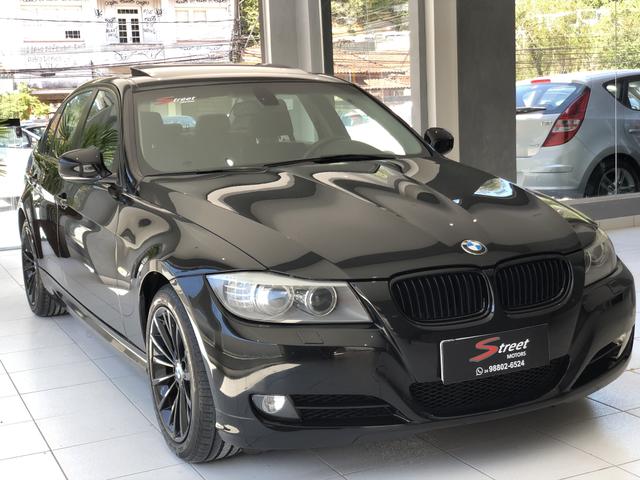 BMW 320i 2011 Top + All black , sem detalhes - Foto 3