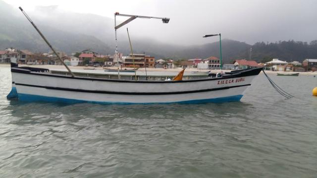 Barco de Madeira - Foto 6