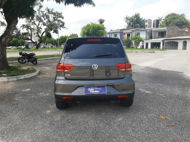 Vw fox 1.0 comfortline 2015 r$ 34.900,00. rafa veículos falar eric * - Foto 4