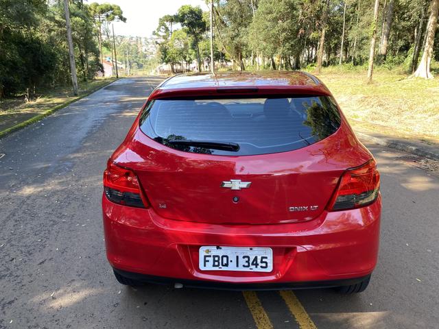 Onix 2013 Flex LT 1.4 Completo + Maylink 81 mil km Vei?culo Impeca?vel - Foto 12
