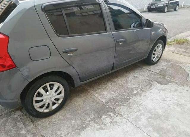 Vendo essa Sandero - Foto 3