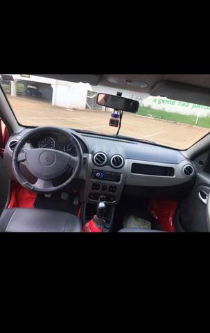 Vendo Sandero 1.6 2010/2011