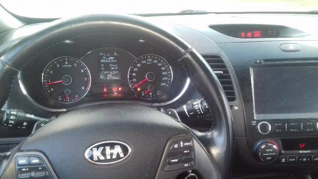 Kia Cerato 2014 - Foto 8