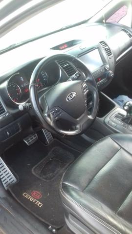 Kia Cerato 2014 - Foto 7