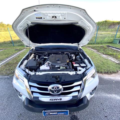 Hilux Sw4 2.8 Srx Diesel 4x4 7 Lugares - 2018 - Foto 15