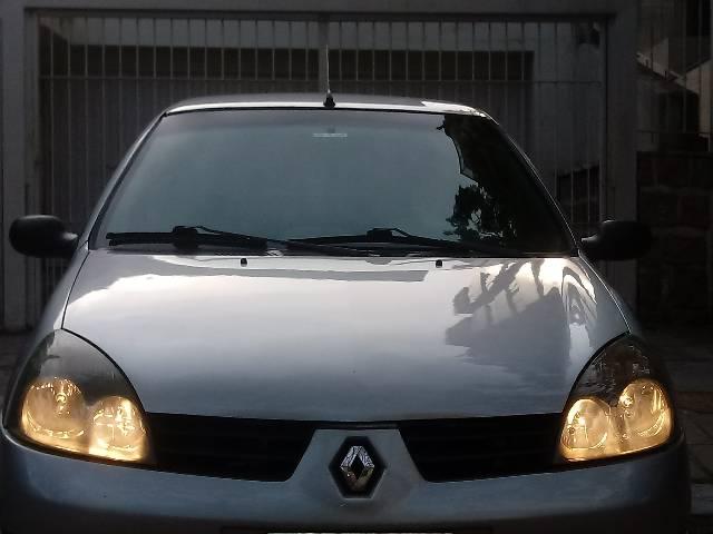 Excelente Clio Sedan 06 1.0