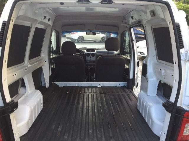 Partiner 2018 furgao 1.6 flex completissima de fabrica com porta lateral - Foto 6