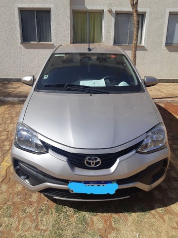 ETIOS SEDAN AUTOMÁTICO BAIXO KM