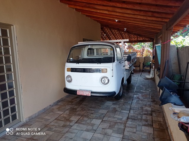 VENDO KOMBI CARROCERIA