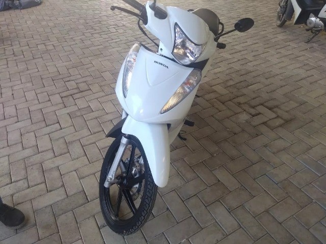 BIZ 125 2018 POUCO USADA