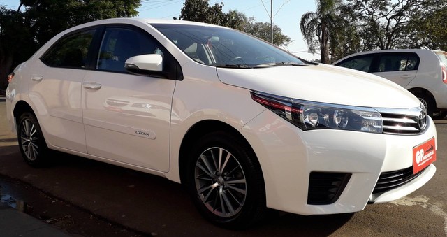 COROLLA 2017/2017 1.8 GLI 16V FLEX 4P AUTOMÁTICO