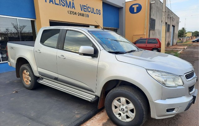 S10 LT DIESEL AUT 4X4 14/15 100 MIL KM