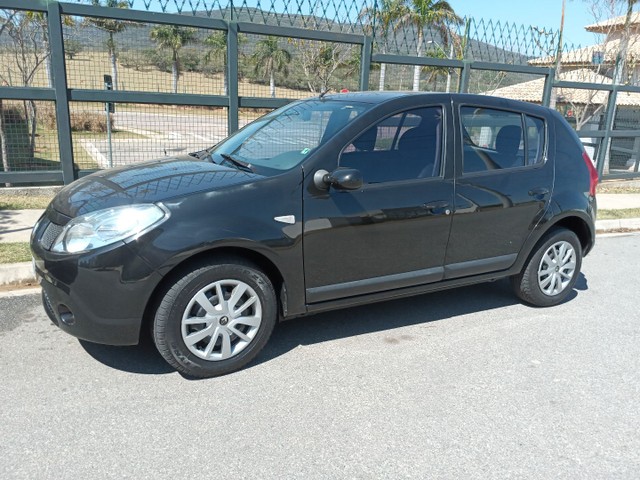 SANDERO 1.6 PRIVILEGE COMPLETO