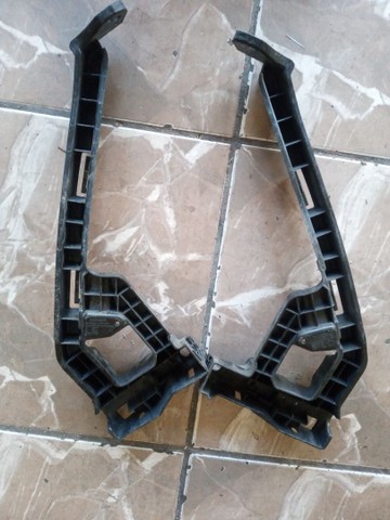 Guia Suporte do farol Honda Hrv 2019(Preço unitário) - Foto 2