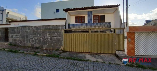 Casa com 5 dormitórios à venda, 197 m² por R$ 525.000,00 - Petrópolis - Caruaru/PE - Foto 4