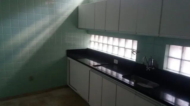 Sobrado com 6 dormitórios à venda, 374 m² por R$ 1.250.000,00 - Kovalski - Londrina/PR