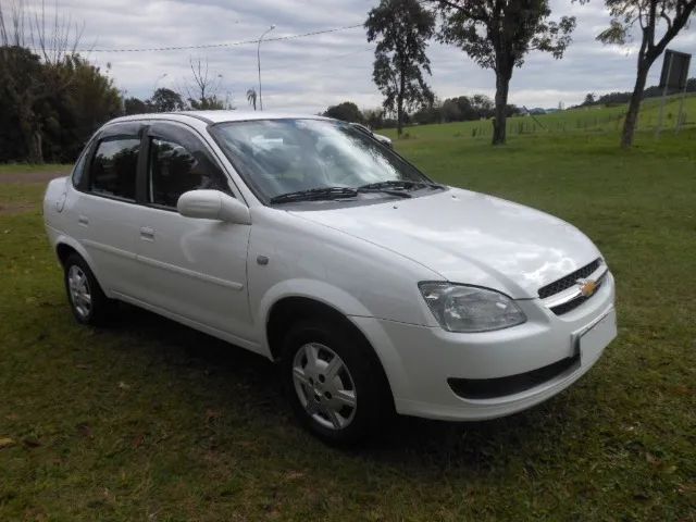 Chevrolet Classic chega a linha 2015 - Autos Segredos