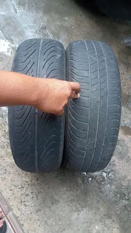 Vendo par de  pneus aro 14 medida 175/65/14  valor 200  reais o par  