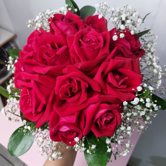 Buquê de noiva com rosas naturais - Objetos de decoração - Jardim Rossin,  Campinas 1137917163 | OLX