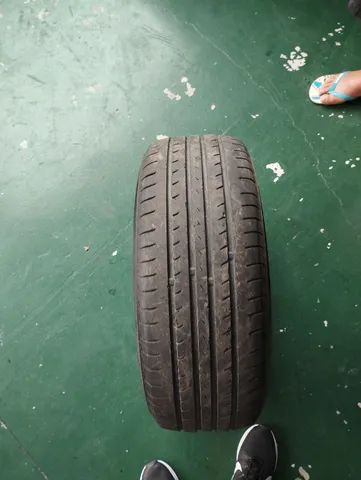 Jogo de Pneus 235/60/R16. R$400