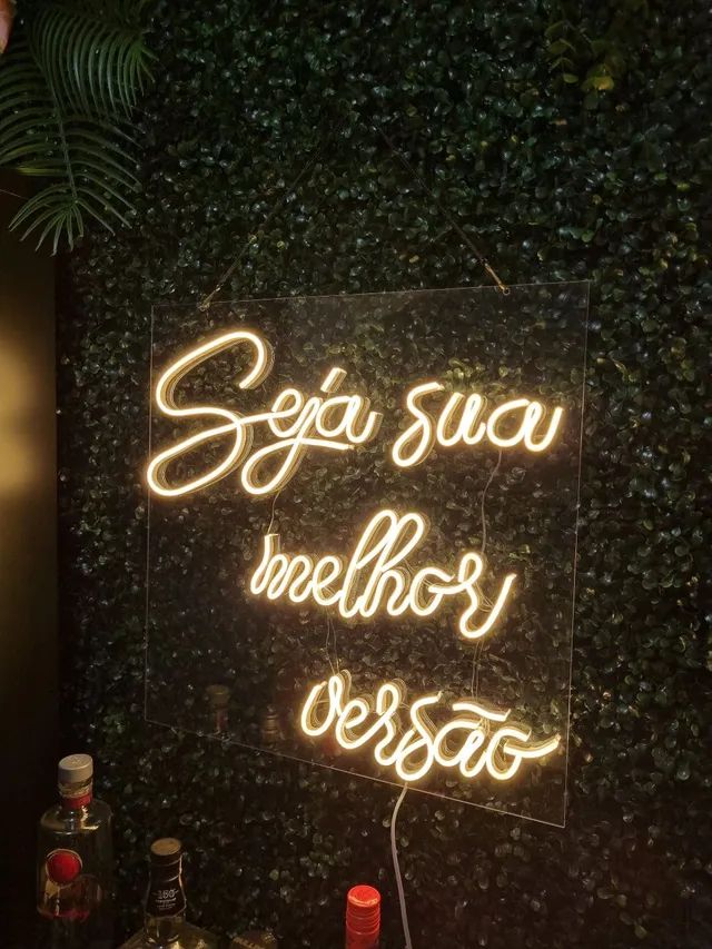 Letreiro Néon led Placa acrílico 