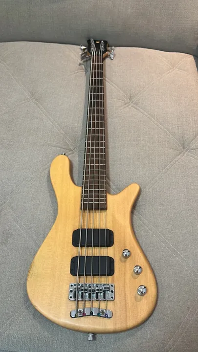 Baixo Warwick Streamer 5C Ativo