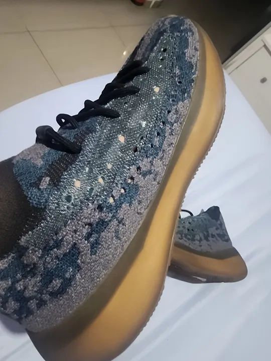 Tênis Adidas Yeezy Boost original Troco celular Calçados