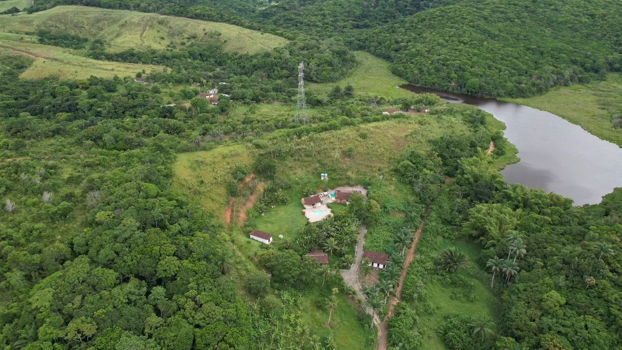 Sítio em Aldeia com 08 Suítes Aluguel