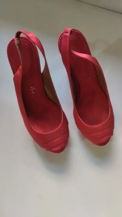 Aproveite - Finíssimo sapato N° 35 - Foto 2