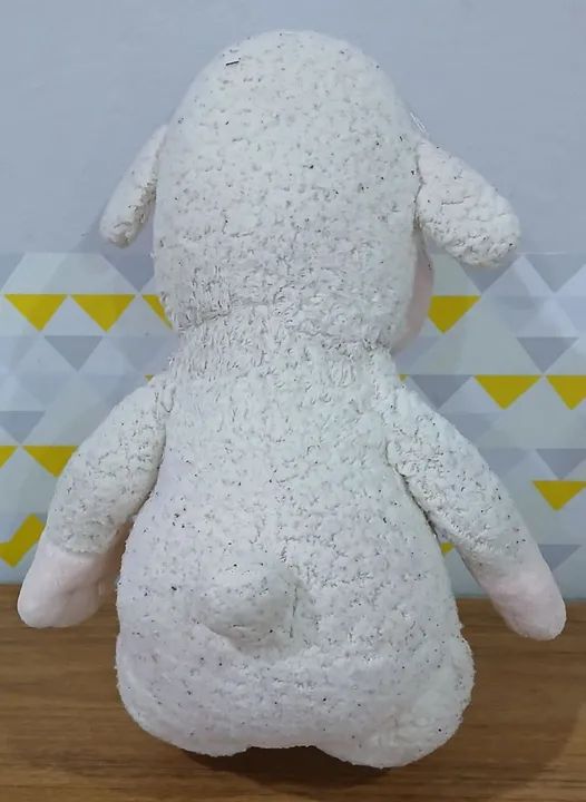 Ovelha de pelúcia Nestlé 38 cm - Foto 3