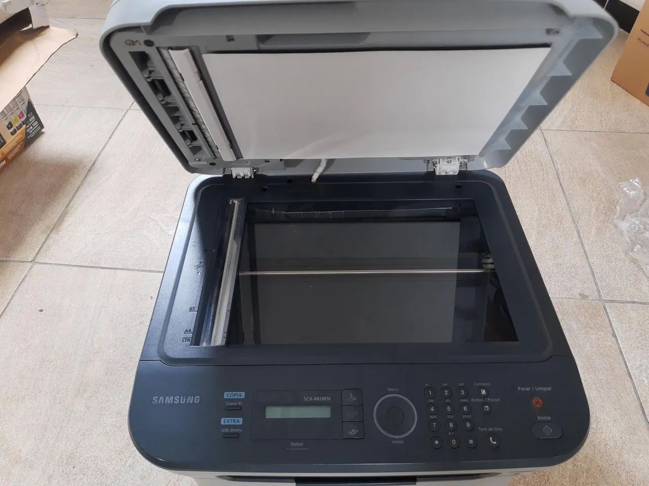 Impressora  Samsung SCX-4828FN usada - Foto 2