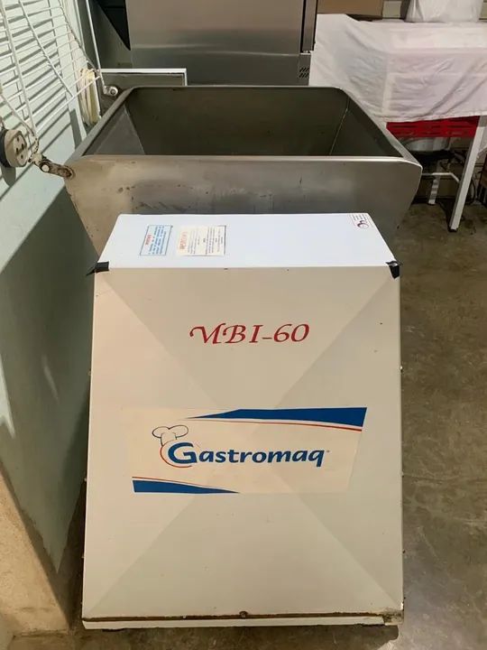 Máquina / padaria/açougue MBI-60 - Gastromaq
