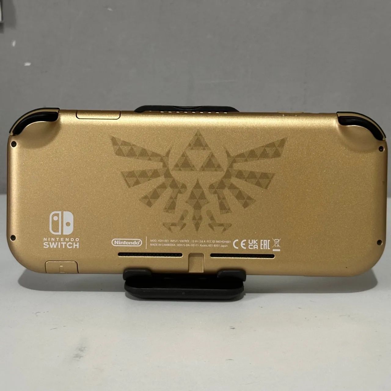Nintendo Switch Lite Hyrule Edition Usado - Consoles de
