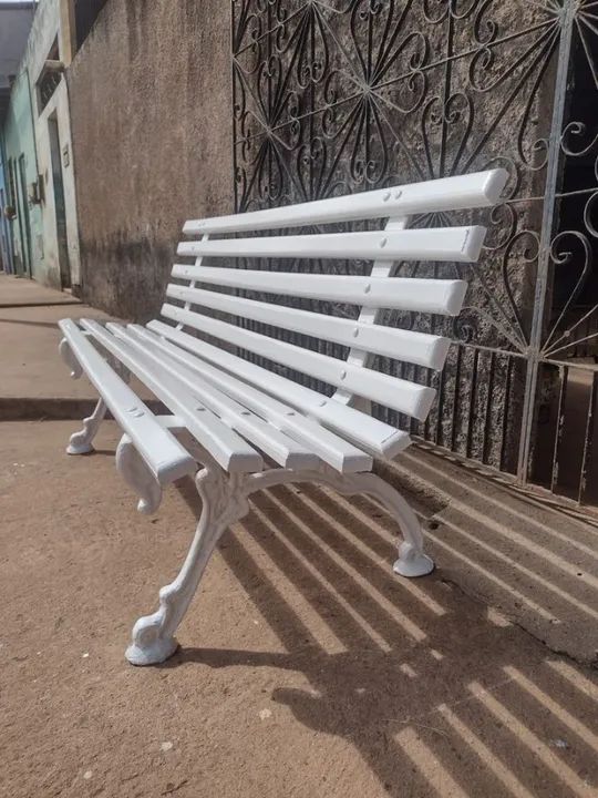 BANCO DE PRAÇA BRANCO - JARDIM - CONDOMÍNIO - Foto 2