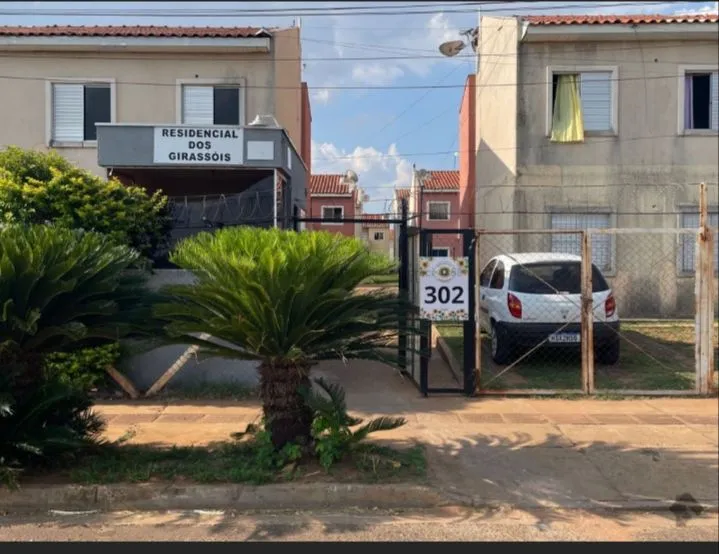 Vendo apartamento no jardim centro oeste