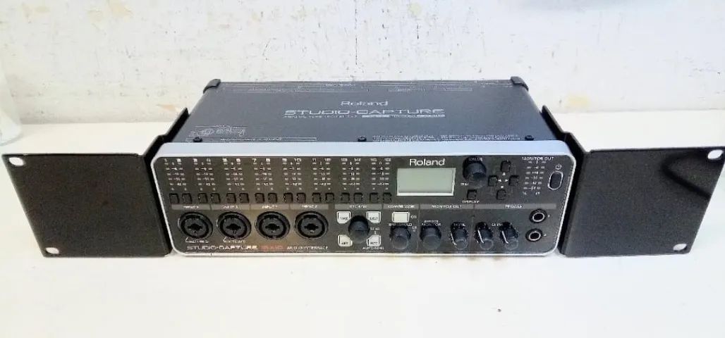 Placa De Som Roland Studio Capture Interface 16in X 10out 2u
