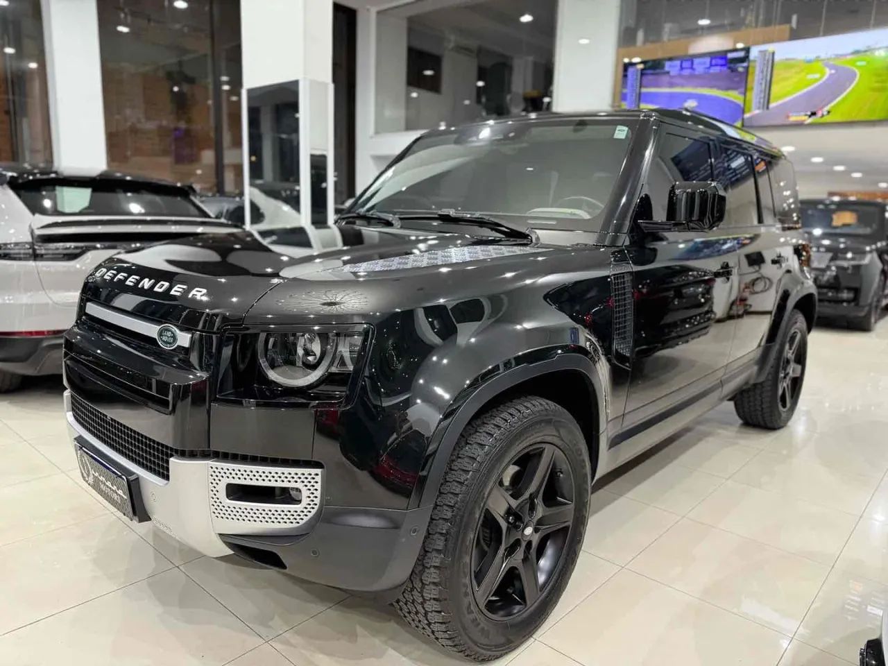 Land rover Defender 2021 2.0 p300 gasolina 110 se awd automático - Foto 3