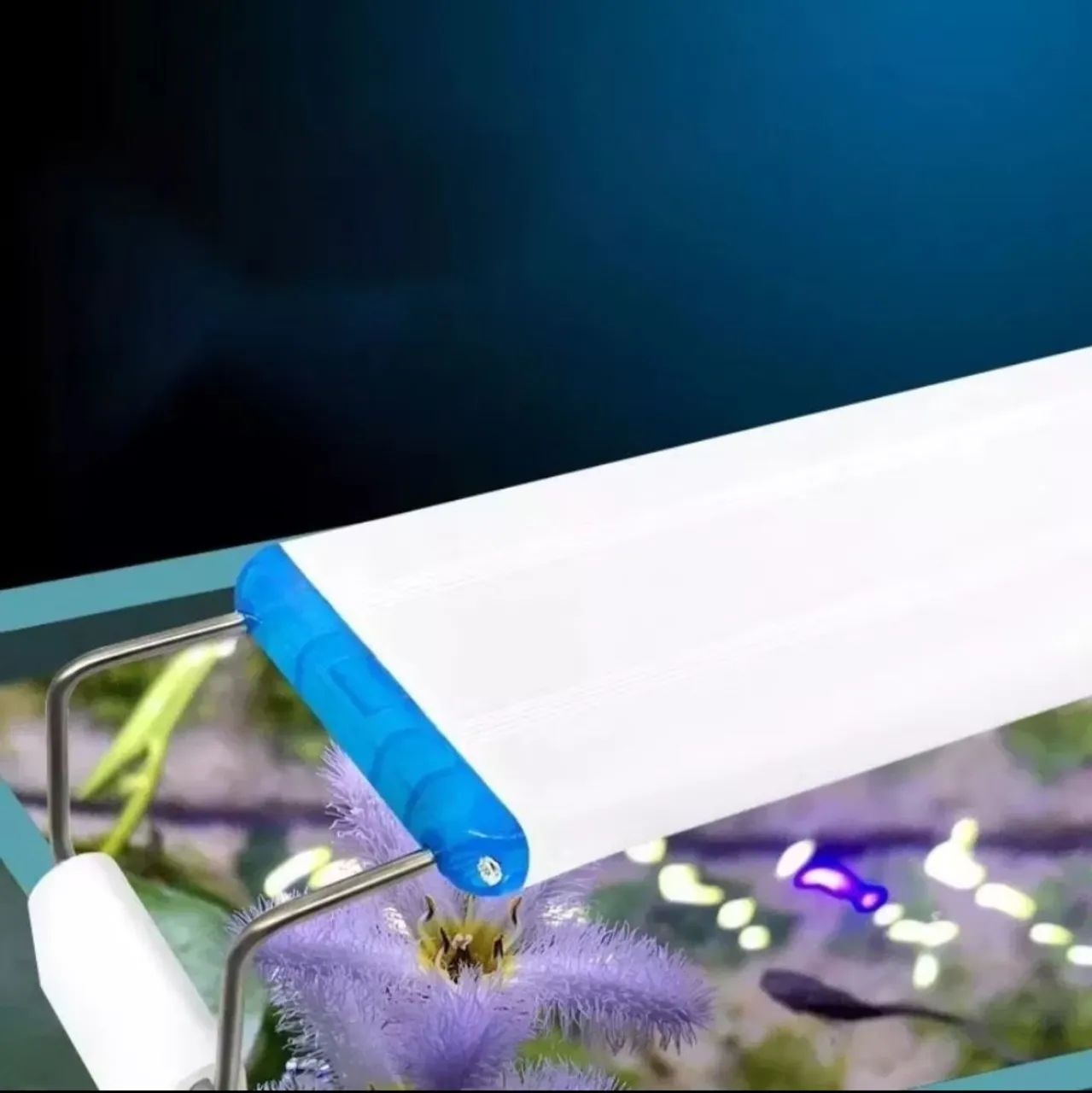 Luminária Aquário Plantado Led 16w 58cm A 70cm 3cores Bivolt (USADO) - Foto 2