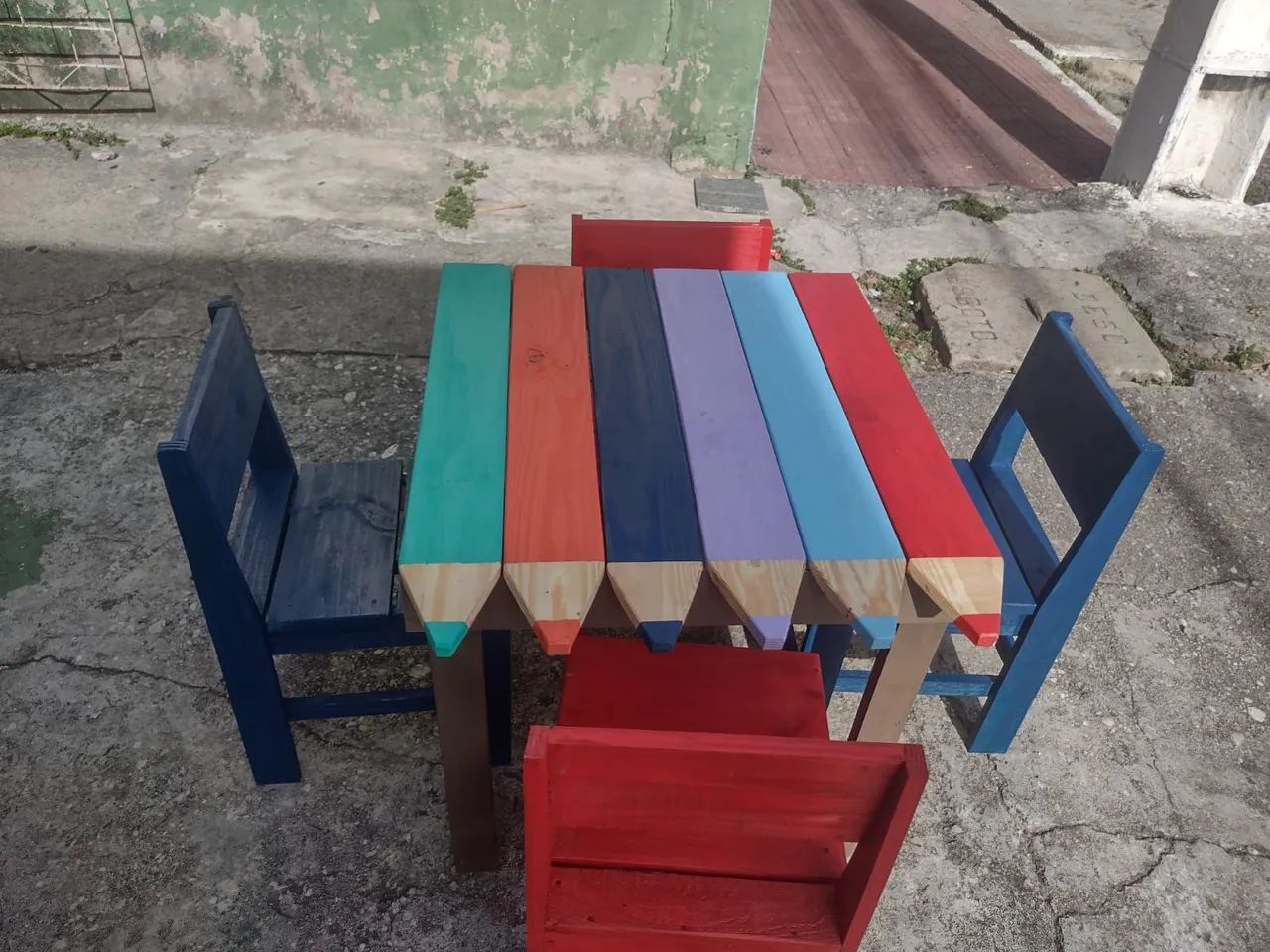 Furniture and items made from pallets