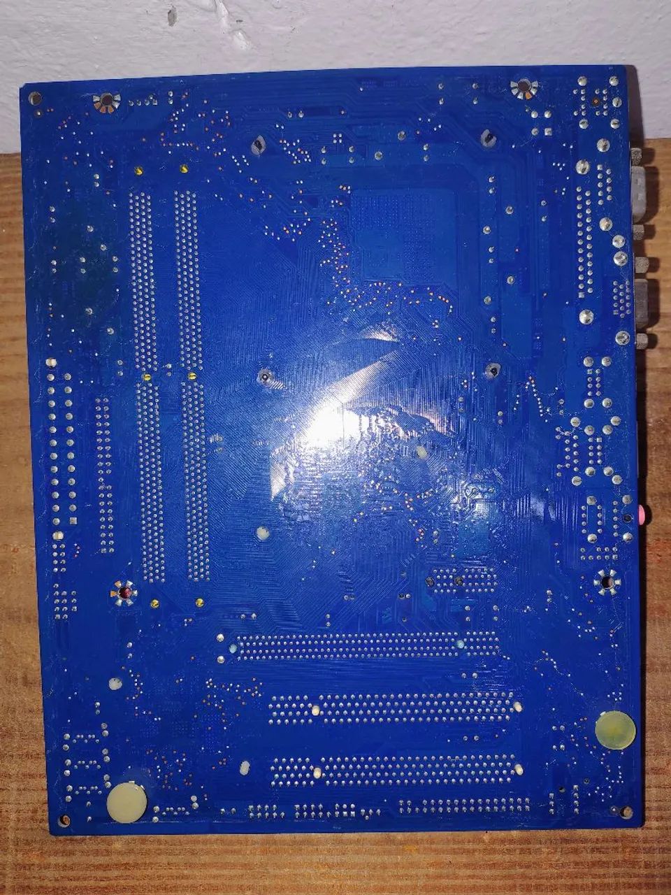 Placa mãe Gigabyte GA-945GCM-S2C + CPU + RAM - Foto 4