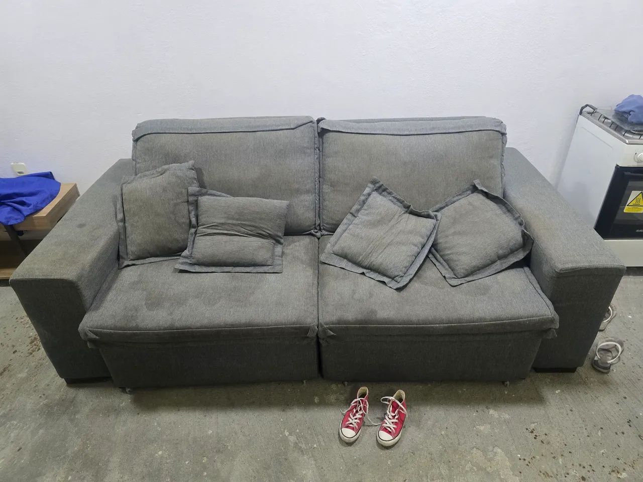 Sofá - Cama com 2,12m (largura) x 1,90m (comprimento ele aberto) - Foto 2