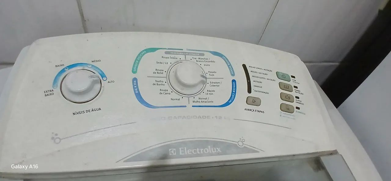 Máquina de lavar roupas