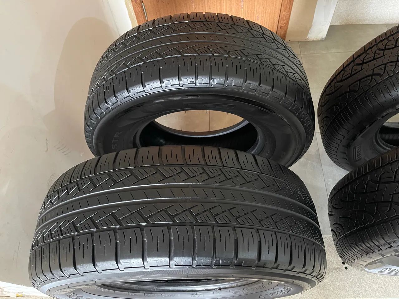 Pneus 265/70R16 PIRELLI SCORPION - Foto 3