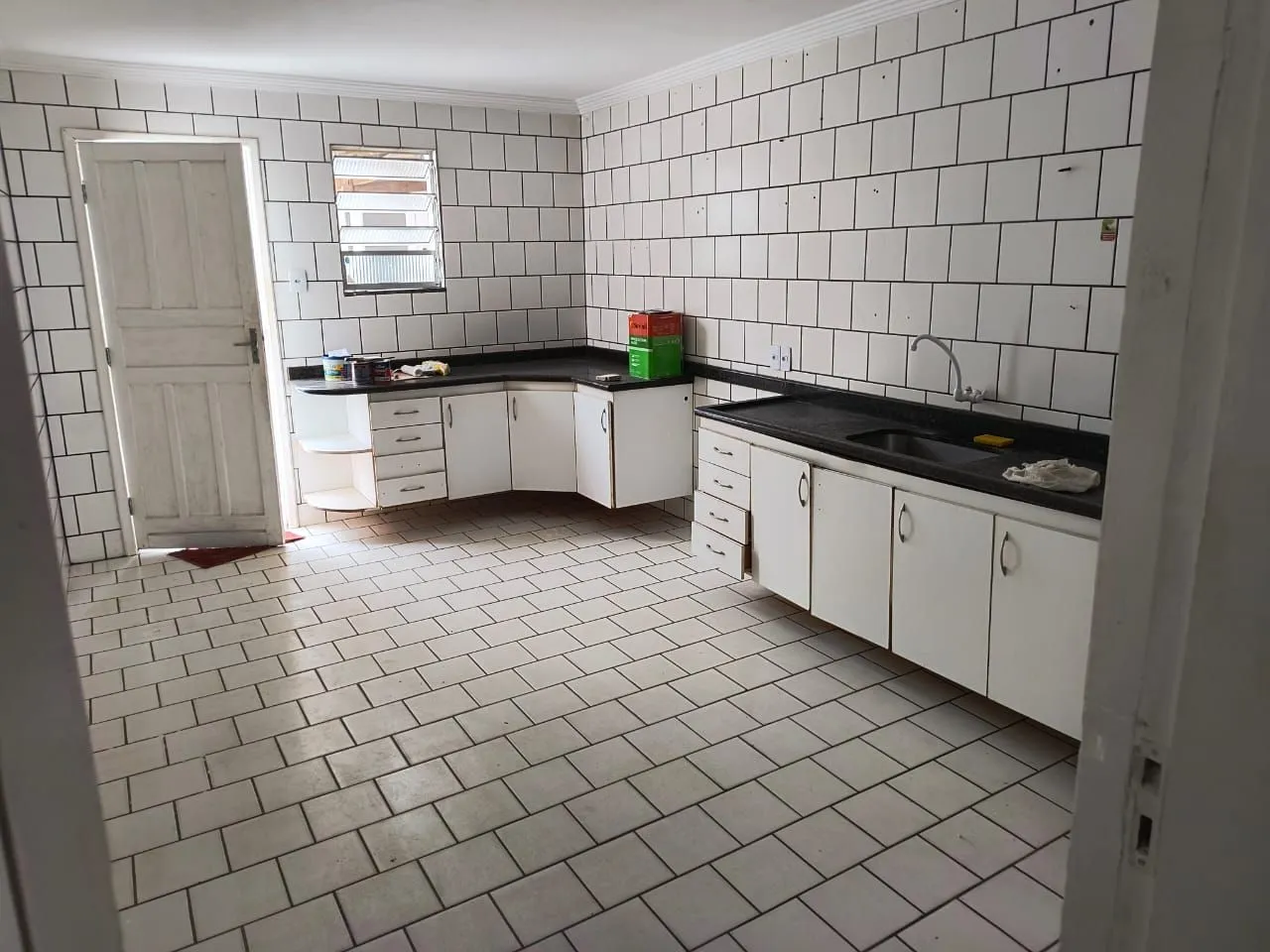 Vende essa linda casa