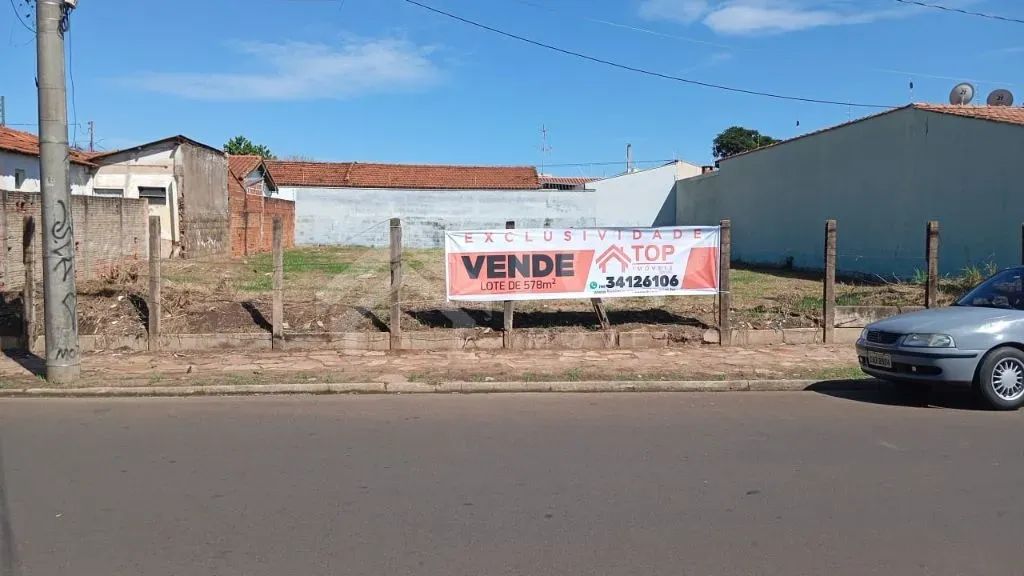 EXCELENTE LOTE COMERCIAL