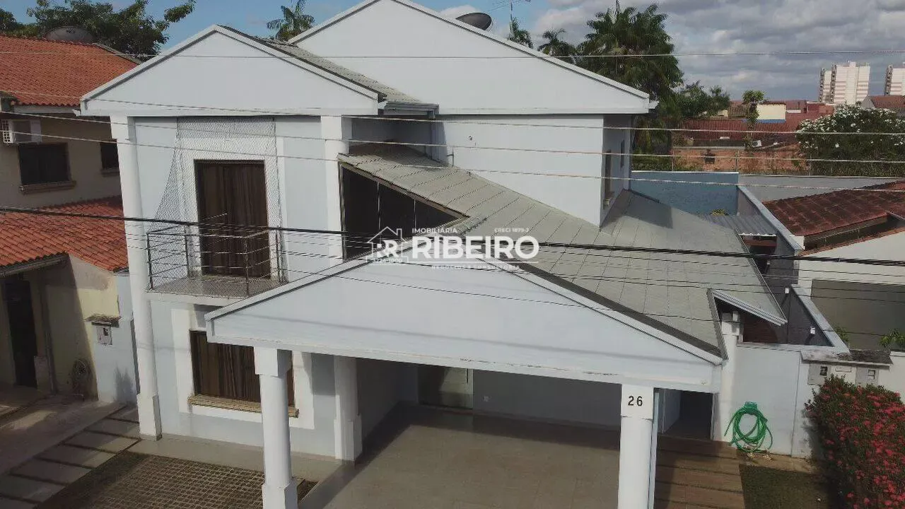 Sobrado para venda tem 300 metros quadrados com 3 quartos em Nova Porto Velho - Porto Velh